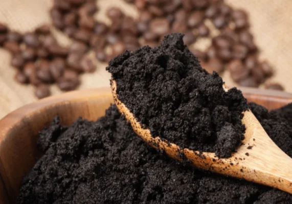 Top 10 công dụng của bã cà phê có thể sẽ khiến bạn bất ngờ - Onghutthanthien.com