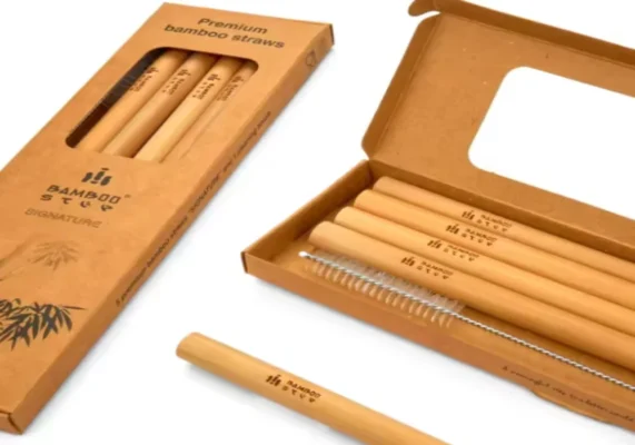 Khắc ống hút tre tại Onghutthanthien.com - Tạo nên sự độc quyền thương hiệu