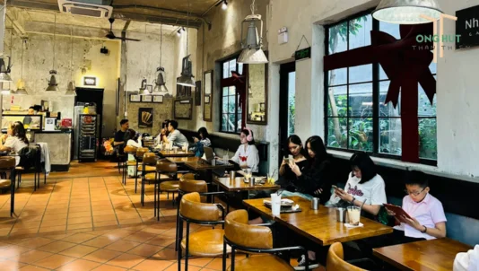 Mở quán cafe cần chuẩn bị những gì? Top 10 việc bắt buộc phải làm