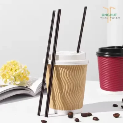 Ống hút cà phê nóng