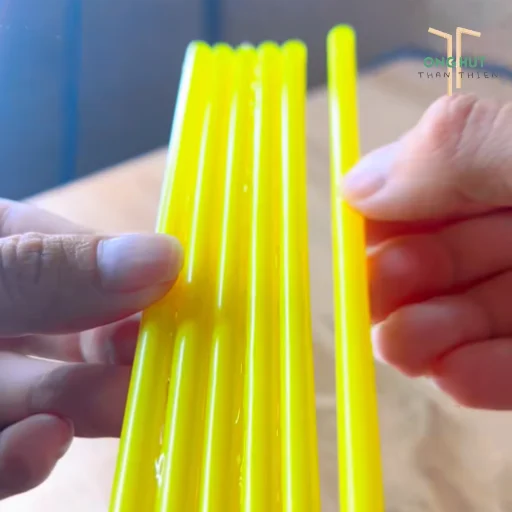 Hướng dẫn chi tiết cách làm cầu bập bênh bằng ống hút đơn giản, sáng tạo cho bé