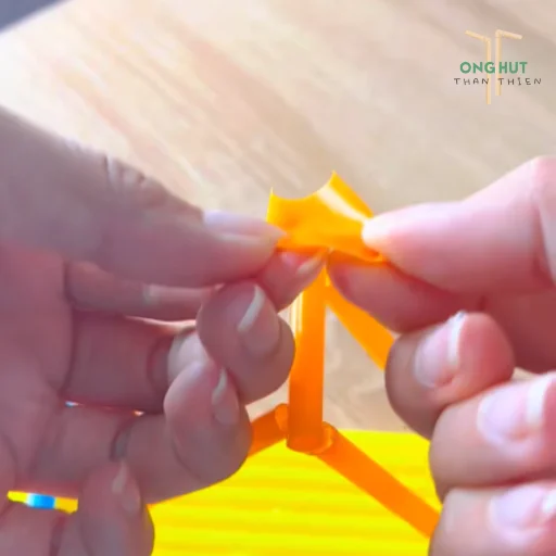 Hướng dẫn chi tiết cách làm cầu bập bênh bằng ống hút đơn giản, sáng tạo cho bé