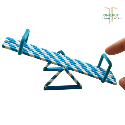 Hướng dẫn chi tiết cách làm cầu bập bênh bằng ống hút đơn giản, sáng tạo cho bé