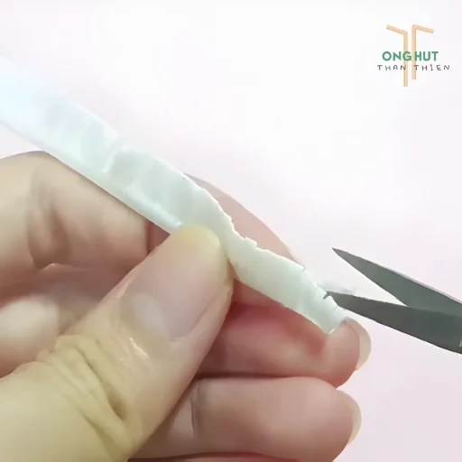 Tổng hợp 3 cách làm hoa cúc bằng ống hút đơn giản, siêu dễ, đẹp như thật