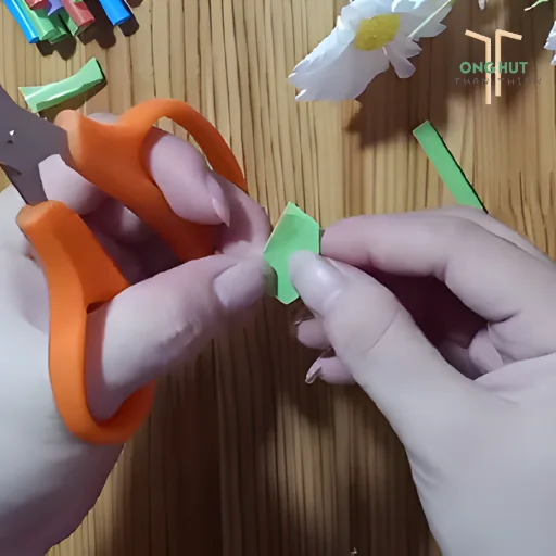 Tổng hợp 3 cách làm hoa cúc bằng ống hút đơn giản, siêu dễ, đẹp như thật