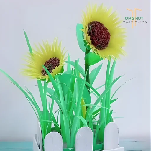 Cách làm hoa hướng dương bằng ống hút đơn giản trang trí bàn học cực xinh