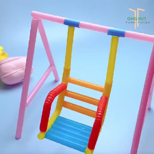 Cách làm xích đu bằng ống hút dễ thương, cực đơn giản tại nhà cho bé