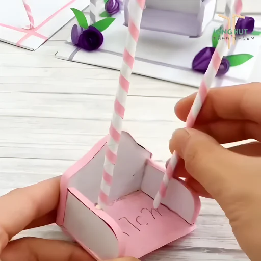 Cách làm xích đu bằng ống hút dễ thương, cực đơn giản tại nhà cho bé