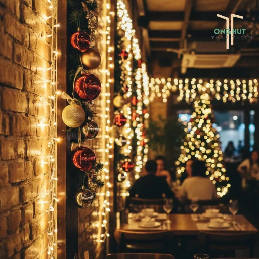 15+ Ý tưởng trang trí Noel cho quán ăn đẹp, nổi bật giúp thu hút khách